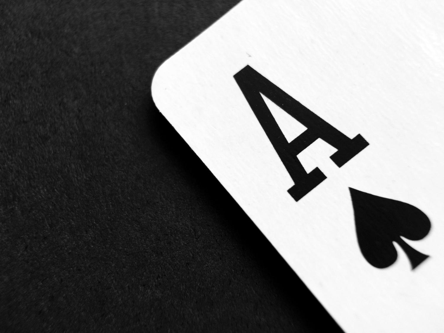 Exploring Baccarat Outcomes and the Logic Behind Its Main Bets